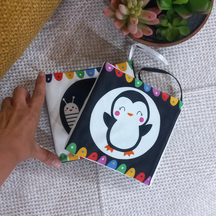 کتاب پارچه ای سیاه سفید نوزاد